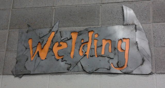 File:Welding Area Sign.jpg