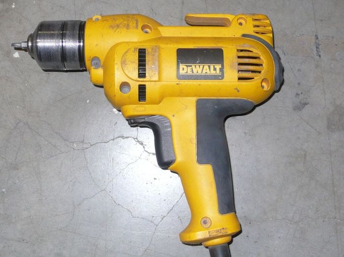 Drill, corded (DeWalt) Protospace Wiki